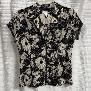 Y2K Silk Camp shirt Black/Cream Dark Floral Blouse SZ 8 lace trim whimsygoth EUC